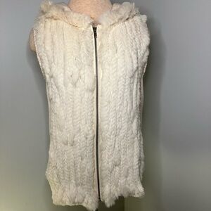BCBGMAXAZRIA Cream Knit Sweater